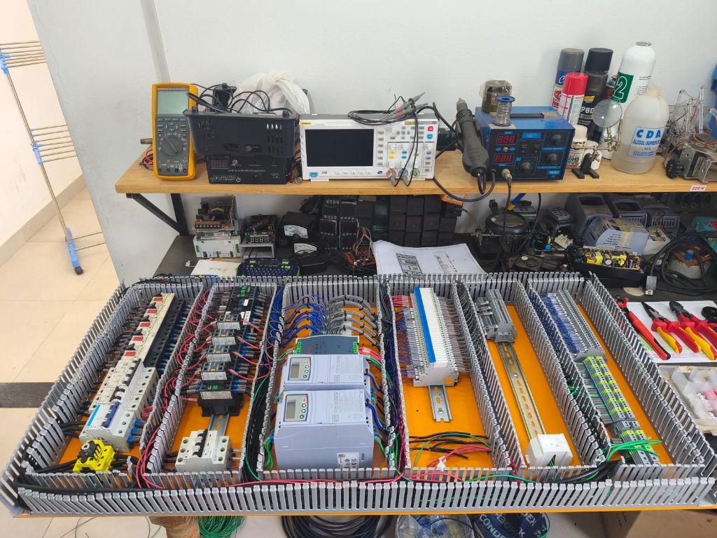 Bancada Laboratório Automação